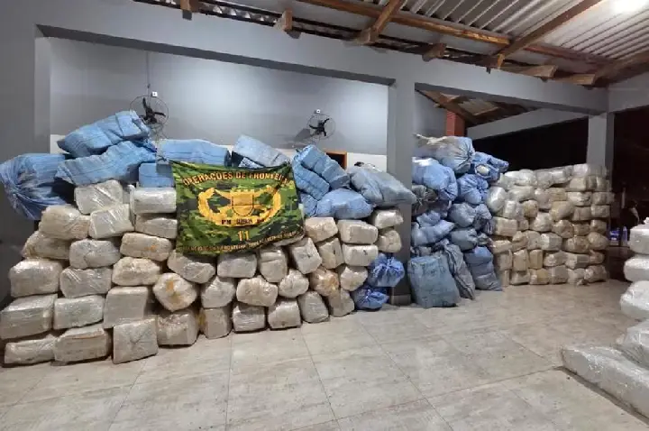 Carga de drogas avaliada em mais de R$ 60 milhões é apreendida em Monte Negro
